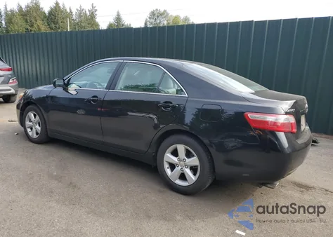 2007 Toyota Camry Le z USA, uszkodzony, nr VIN 4T1BK46K37U543991